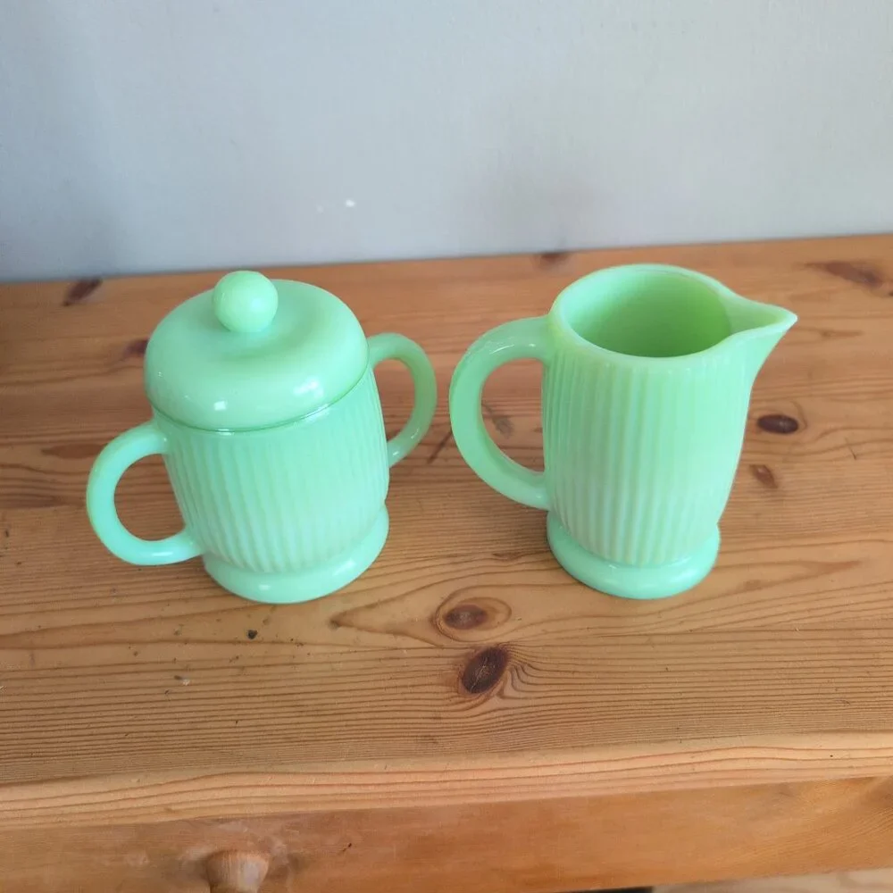 Vintage Jaedite Sugar Bowl With Lid And Creamer - Picture 8 of 8